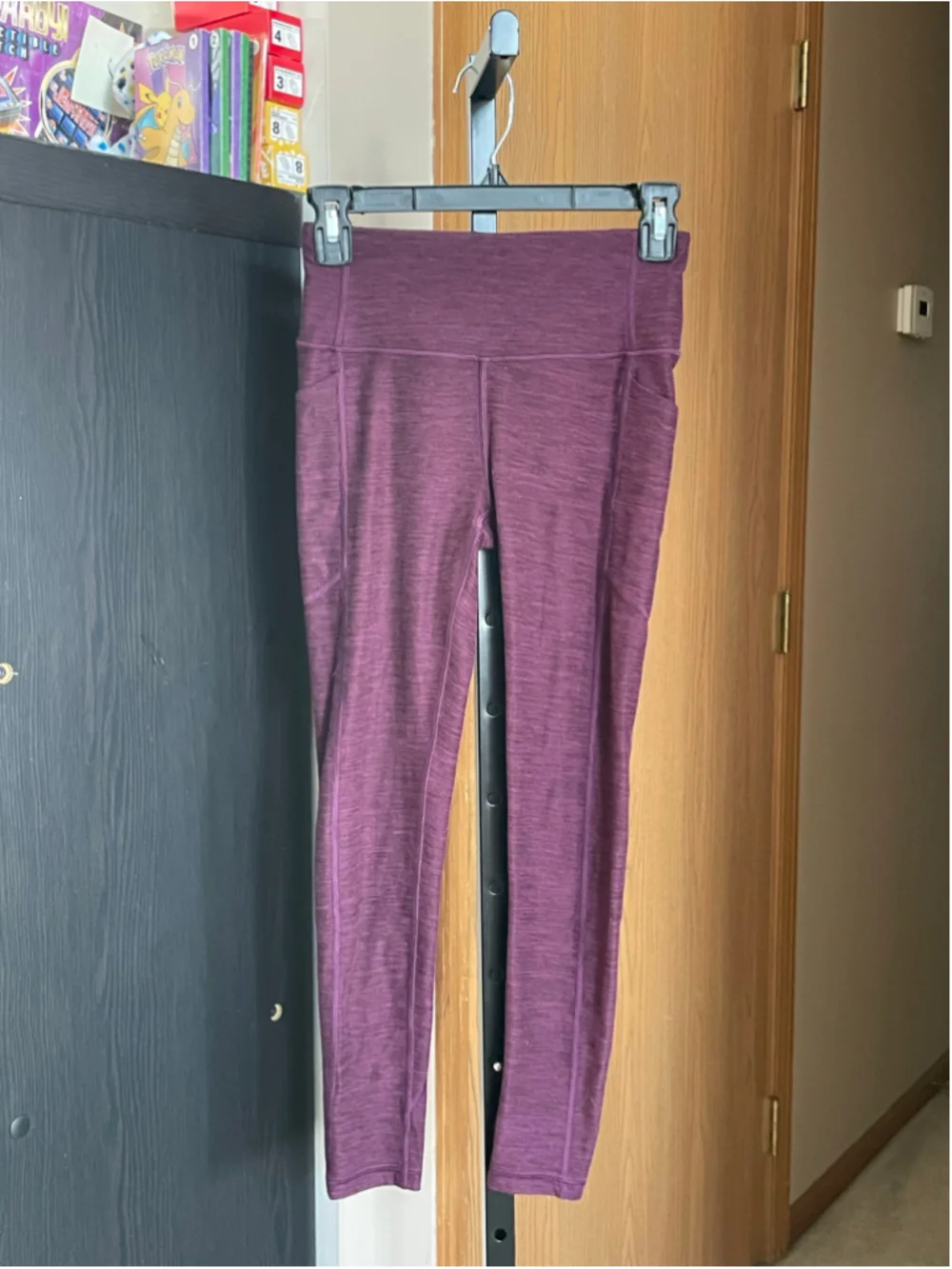 Women's Victoria's Secret Leggings Size 2 Purple